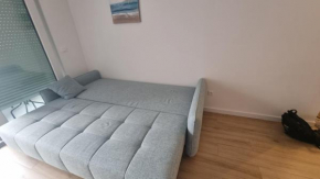 1 bedroom apartment in Makarska with free parking and secured parking on beach